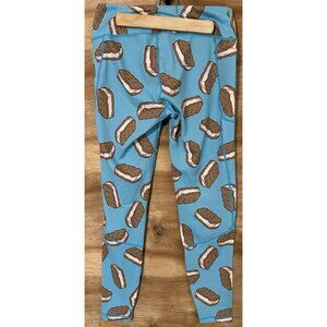 Feed Me Fight Me Woman Med Athletic Legging Ice Cream Sandwich Stretch Pockets